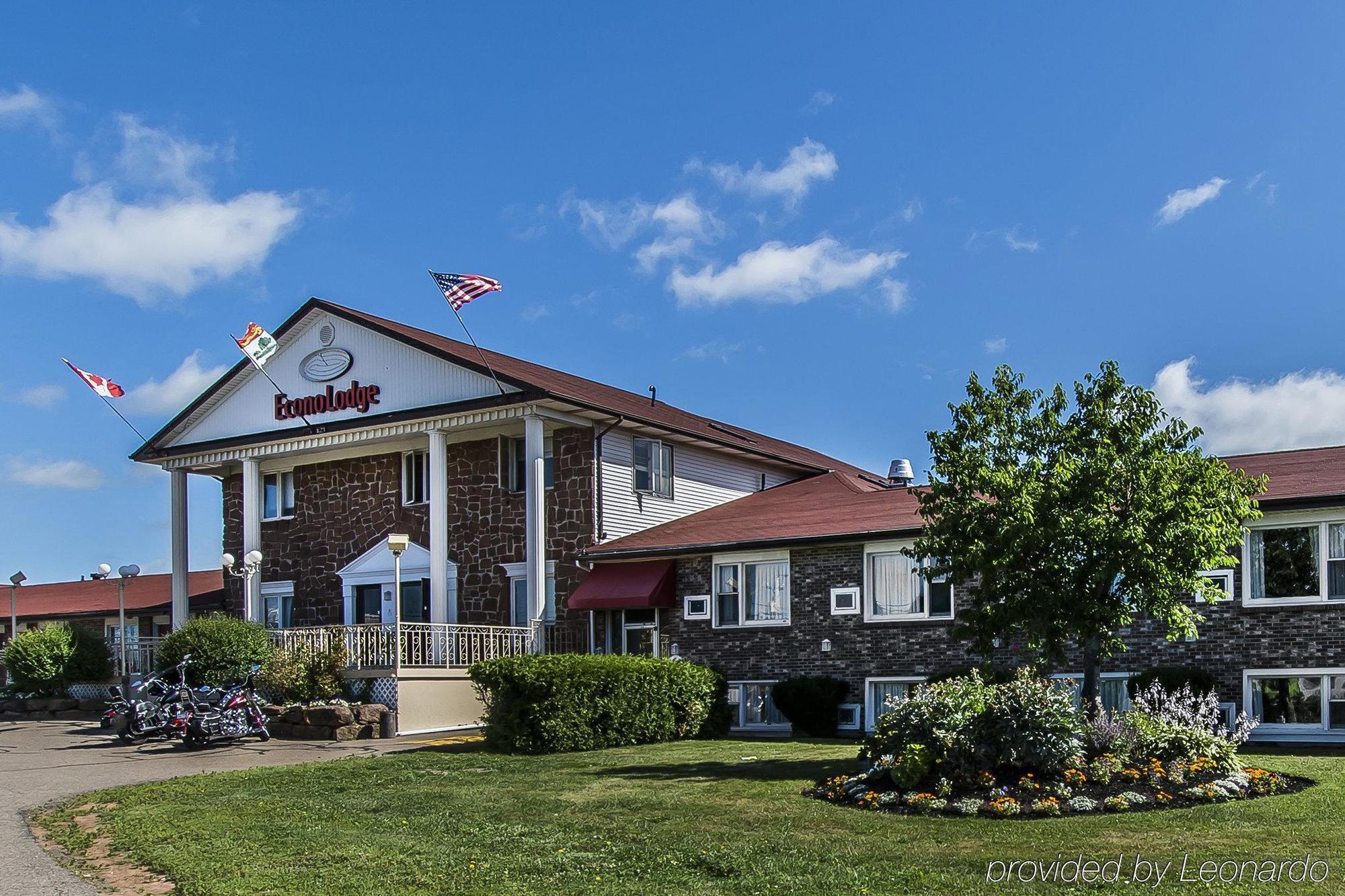 Queens Arms Inn Σάρλοτ Τάουν Εξωτερικό φωτογραφία