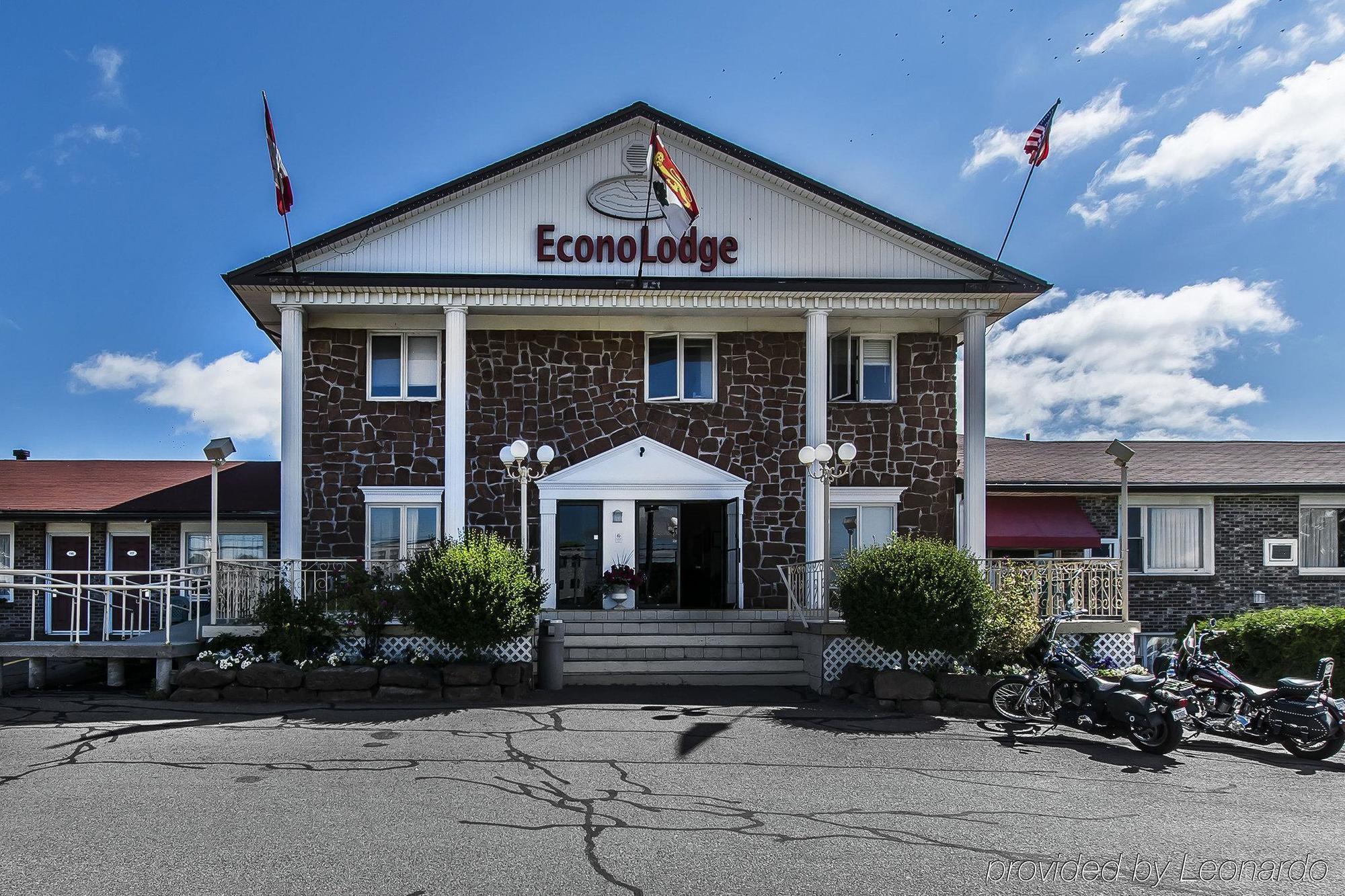Queens Arms Inn Σάρλοτ Τάουν Εξωτερικό φωτογραφία